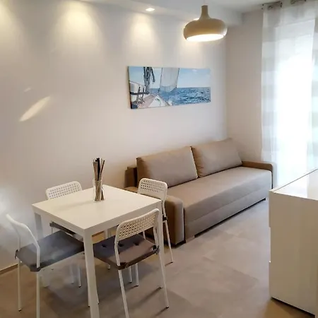 Apartment La Perla Sul Mare